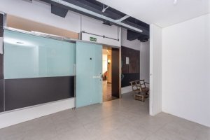 Loja com 70m² no bairro Cristal em Porto Alegre para Alugar