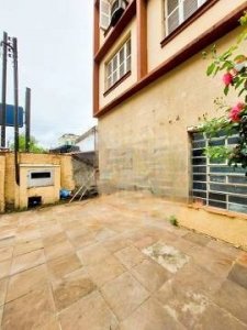 Loja com 270m² no bairro Navegantes em Porto Alegre para Alugar