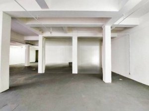 Loja com 270m² no bairro Navegantes em Porto Alegre para Alugar