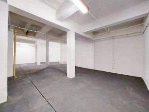 Loja com 270m² no bairro Navegantes em Porto Alegre para Alugar