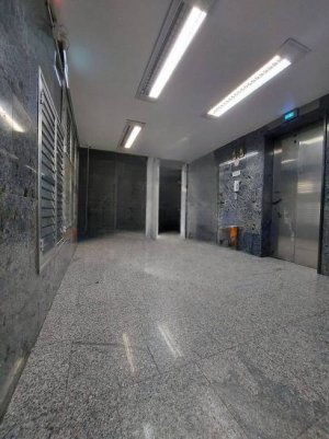 Loja com 250m² no bairro Centro Histórico em Porto Alegre para Alugar