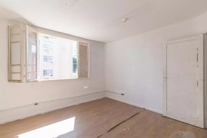 Casa com 275m², 3 dormitórios no bairro Azenha em Porto Alegre para Alugar