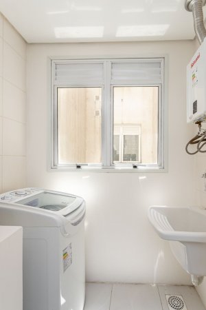 Apartamento com 37m², 1 dormitório no bairro Cidade Baixa em Porto Alegre para Alugar