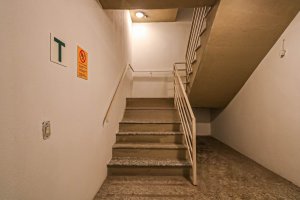 Prédio Comercial com 2.500m² no bairro Rio Branco em Porto Alegre para Alugar