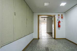 Prédio Comercial com 2.500m² no bairro Rio Branco em Porto Alegre para Alugar