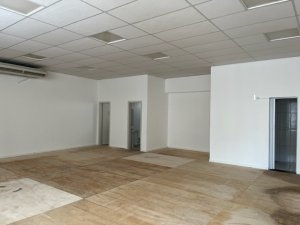 Loja com 136m² no bairro Petrópolis em Porto Alegre para Alugar