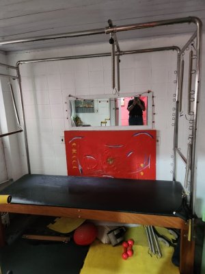 Casa Comercial com 105m² no bairro Petrópolis em Porto Alegre para Alugar