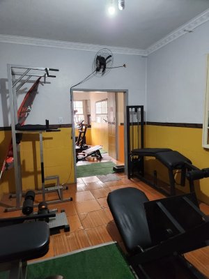 Casa Comercial com 105m² no bairro Petrópolis em Porto Alegre para Alugar