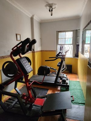 Casa Comercial com 105m² no bairro Petrópolis em Porto Alegre para Alugar