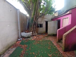 Casa Comercial com 105m² no bairro Petrópolis em Porto Alegre para Alugar