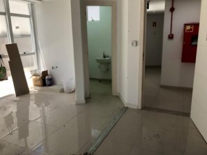 Salas/Conjuntos com 90m² no bairro Petrópolis em Porto Alegre para Alugar