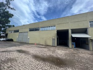 Galpão com 181m² no bairro Sarandi em Porto Alegre para Alugar
