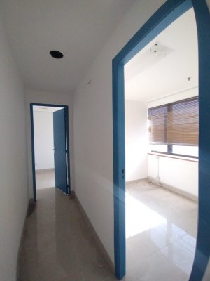 Salas/Conjuntos com 31m² no bairro Moinhos de Vento em Porto Alegre para Alugar