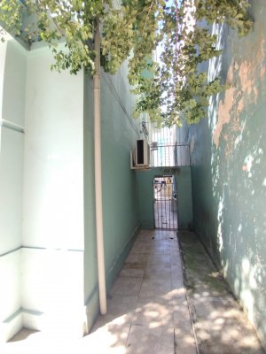 Casa com 209m², 4 dormitórios no bairro Auxiliadora em Porto Alegre para Comprar