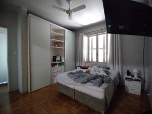 Casa com 209m², 4 dormitórios no bairro Auxiliadora em Porto Alegre para Comprar