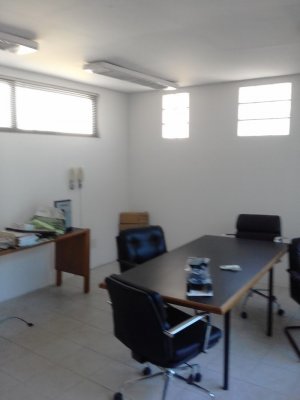 Salas/Conjuntos com 72m² no bairro Petrópolis em Porto Alegre para Alugar