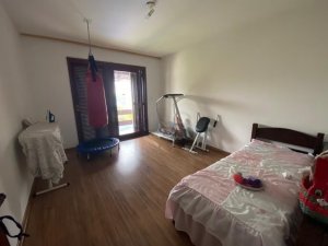 Casa com 500m², 5 dormitórios no bairro Cristal em Porto Alegre para Alugar