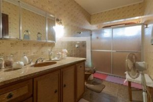 Casa com 375m², 3 dormitórios no bairro Jardim Lindóia em Porto Alegre para Alugar