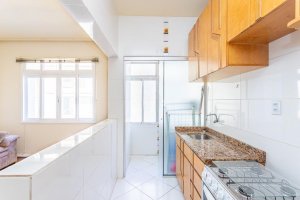 Apartamento com 58m², 2 dormitórios no bairro Centro Histórico em Porto Alegre para Alugar