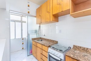 Apartamento com 58m², 2 dormitórios no bairro Centro Histórico em Porto Alegre para Alugar