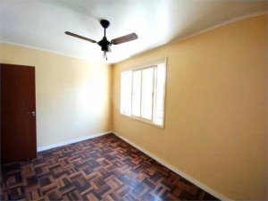 Apartamento com 72m², 3 dormitórios no bairro São Geraldo em Porto Alegre para Comprar