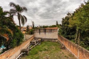 Casa com 350m², 4 dormitórios no bairro Vila Assunção em Porto Alegre para Alugar