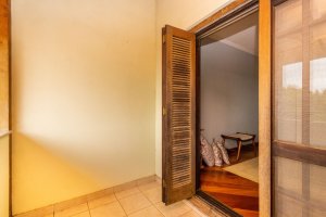 Casa com 350m², 4 dormitórios no bairro Vila Assunção em Porto Alegre para Alugar