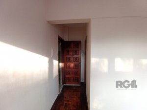 Apartamento com 72m², 1 dormitório no bairro Floresta em Porto Alegre para Alugar