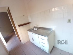 Apartamento com 72m², 1 dormitório no bairro Floresta em Porto Alegre para Alugar