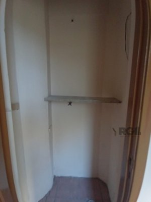 Apartamento com 72m², 1 dormitório no bairro Floresta em Porto Alegre para Alugar