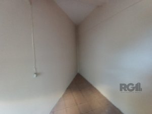 Apartamento com 72m², 1 dormitório no bairro Floresta em Porto Alegre para Alugar