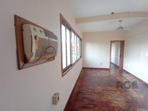 Apartamento com 72m², 1 dormitório no bairro Floresta em Porto Alegre para Alugar
