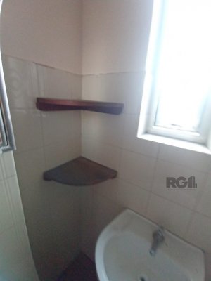 Apartamento com 72m², 1 dormitório no bairro Floresta em Porto Alegre para Alugar