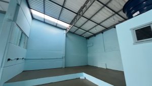 Depósito/Pavilhão com 260m² no bairro Parque Santa Fé em Porto Alegre para Alugar