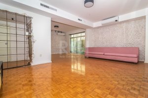 Apartamento com 186m², 4 dormitórios no bairro Moinhos de Vento em Porto Alegre para Alugar