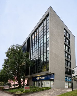 Conjunto/Sala com 160m² no bairro Auxiliadora em Porto Alegre para Comprar