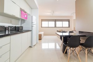 Apartamento com 39m², 1 dormitório no bairro Chácara das Pedras em Porto Alegre para Alugar