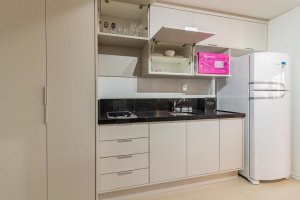 Apartamento com 39m², 1 dormitório no bairro Chácara das Pedras em Porto Alegre para Alugar