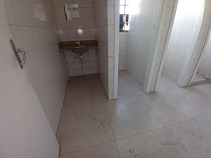 Prédio Comercial com 500m² no bairro São Geraldo em Porto Alegre para Alugar