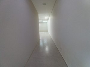 Prédio Comercial com 500m² no bairro São Geraldo em Porto Alegre para Alugar