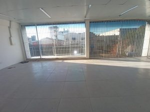 Predio com 500m² no bairro São Geraldo em Porto Alegre para Alugar