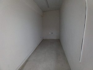 Prédio Comercial com 500m² no bairro São Geraldo em Porto Alegre para Alugar