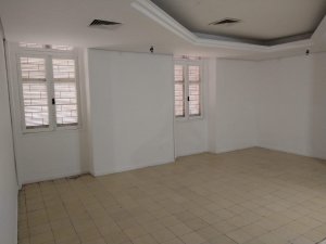 Casa com 400m², 5 dormitórios no bairro Floresta em Porto Alegre para Alugar