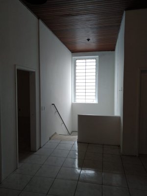 Casa com 400m², 5 dormitórios no bairro Floresta em Porto Alegre para Alugar