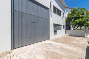 Galpão com 400m² no bairro Anchieta em Porto Alegre para Alugar