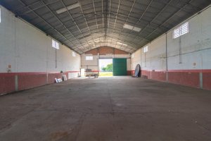 Depósito/Pavilhão com 600m² no bairro Sarandí em Porto Alegre para Alugar