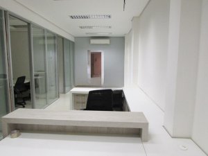 Loja com 120m² no bairro Rio Branco em Porto Alegre para Alugar