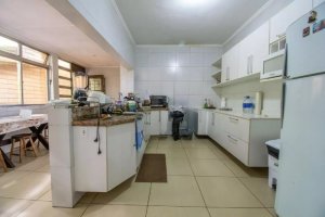 Casa comercial com 169m² no bairro Cidade Baixa em Porto Alegre para Alugar