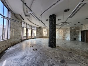 Conjunto/Sala com 999m² no bairro Centro Histórico em Porto Alegre para Alugar