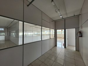 Galpão com 3.700m² no bairro Navegantes em Porto Alegre para Alugar